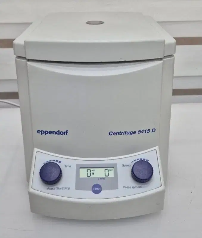 eppendorf Centrifuge 5415D